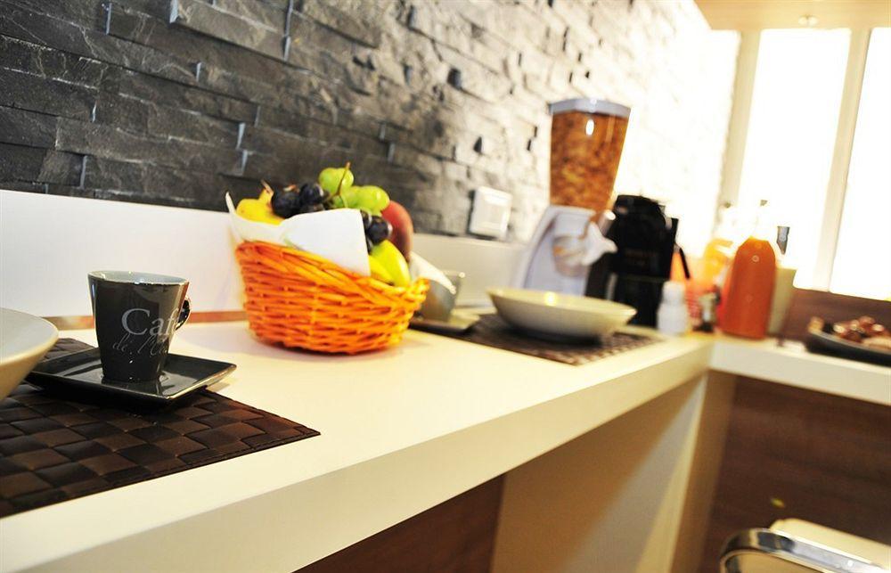 Bed and Breakfast Living Рим Экстерьер фото